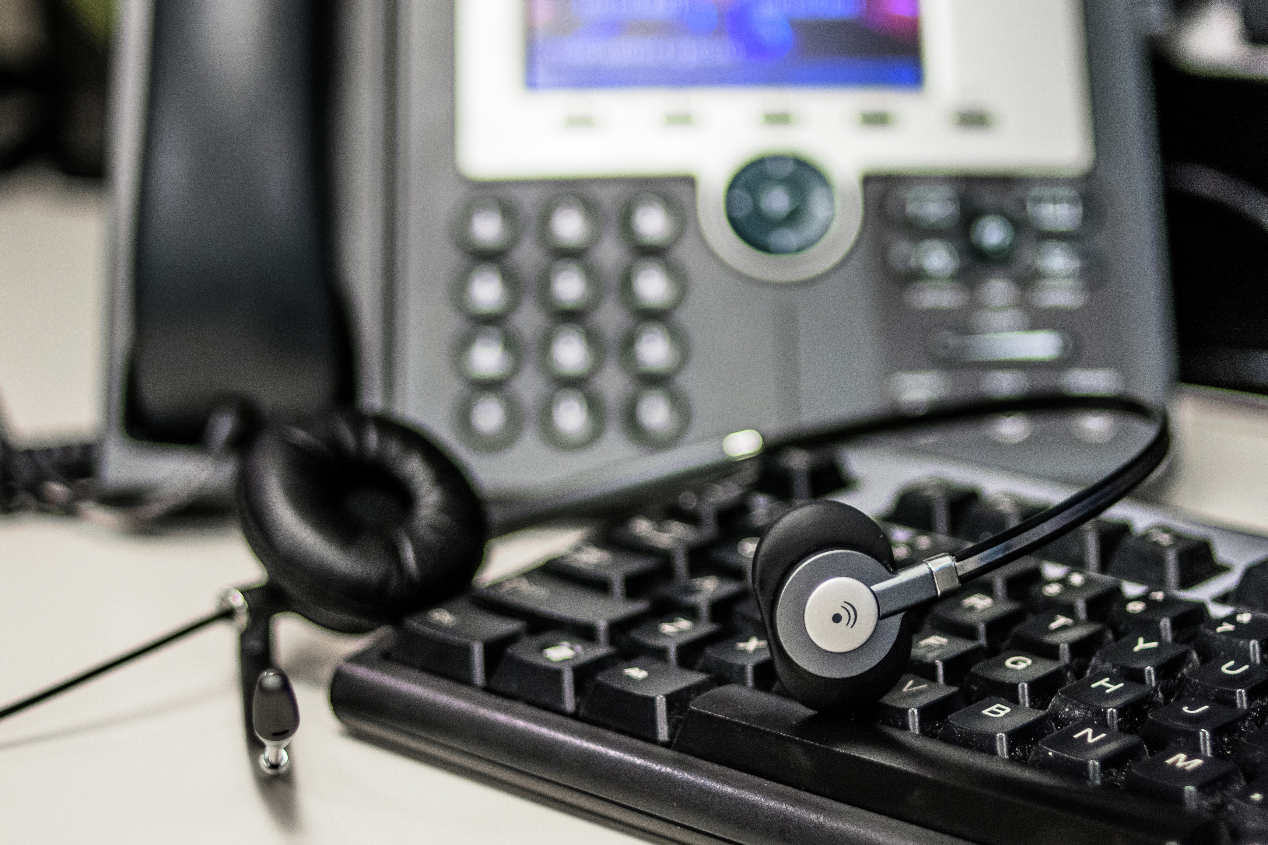 Phone headset and keyboard